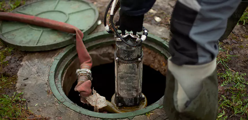 Professional Sewage Cleanup Services in Conyers, GA